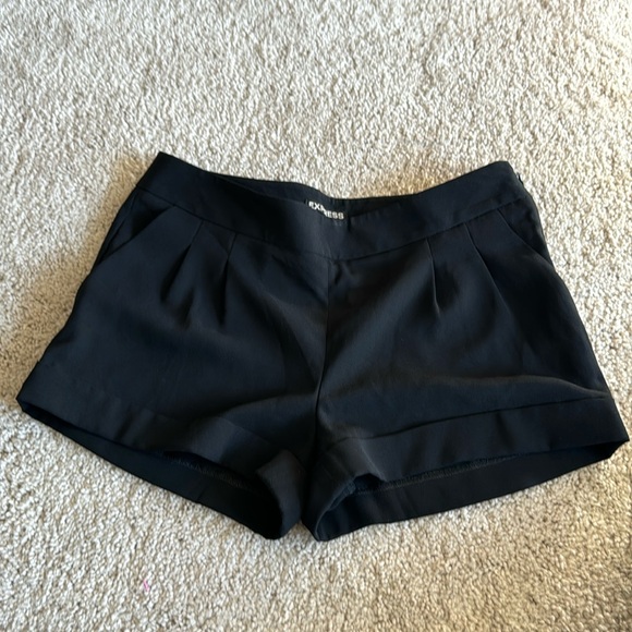 Express Pants - Express black 100% polyester work cute dress style shorts women’s size small 4